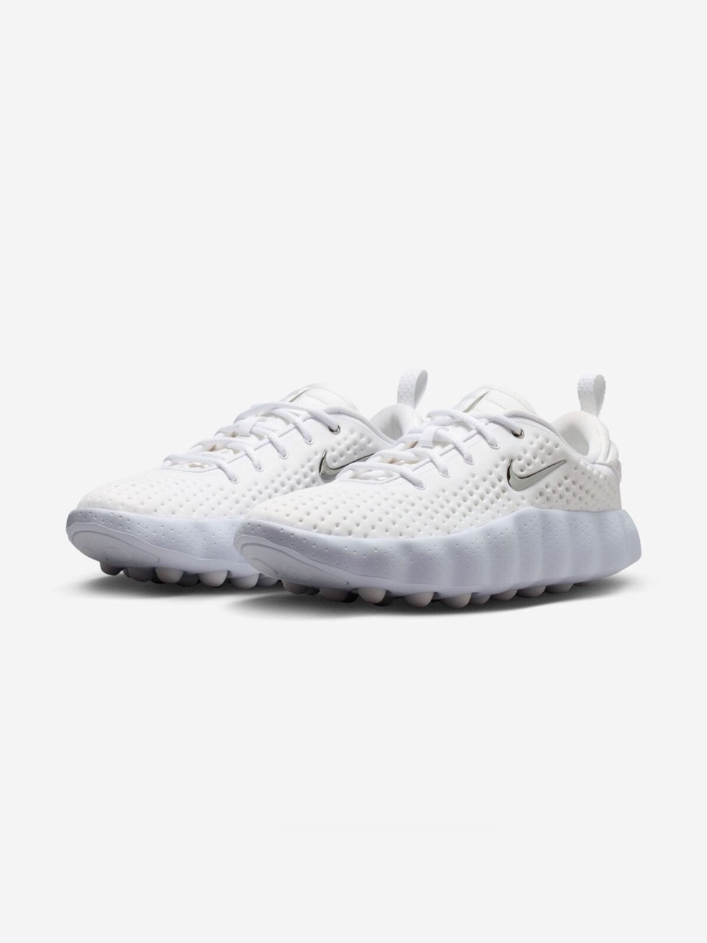 Nike Mind Sneakers with Silver Swoosh